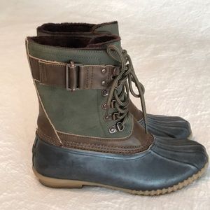 JBU Duck Boots